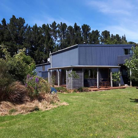 Te Anau Farm Cottage ภายนอก รูปภาพ