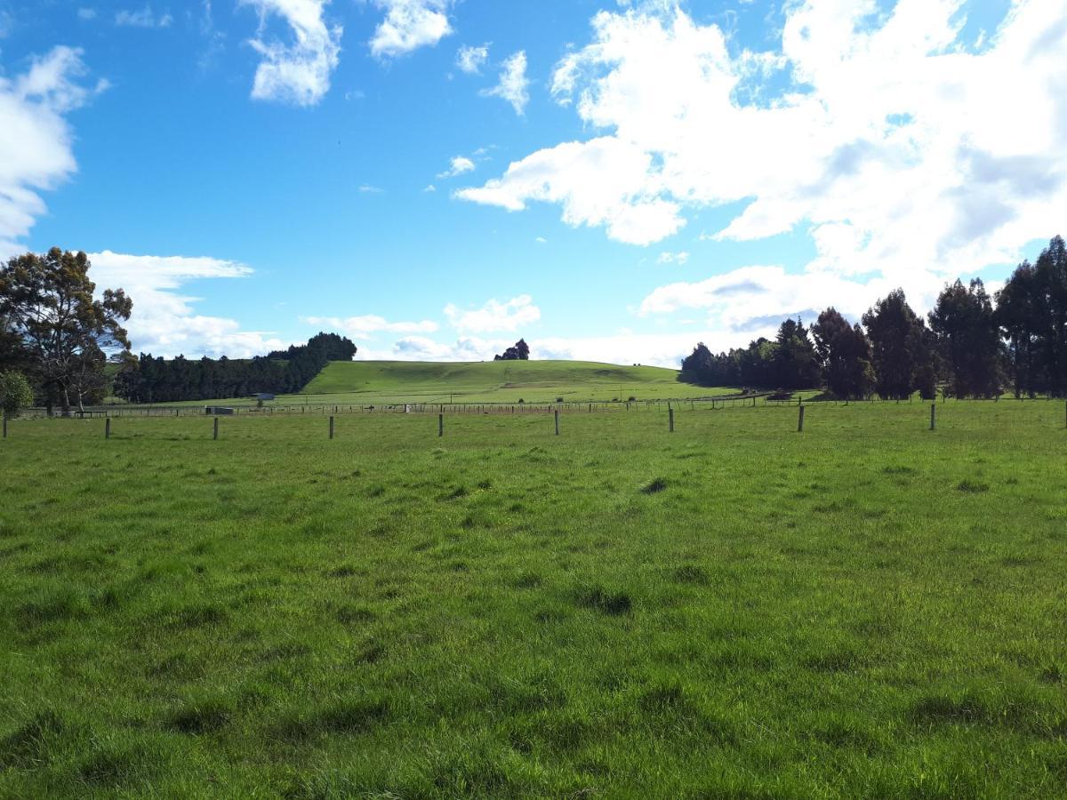Te Anau Farm Cottage ภายนอก รูปภาพ